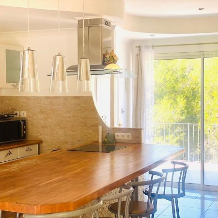 Villa Nîmes Eksteriør bilde